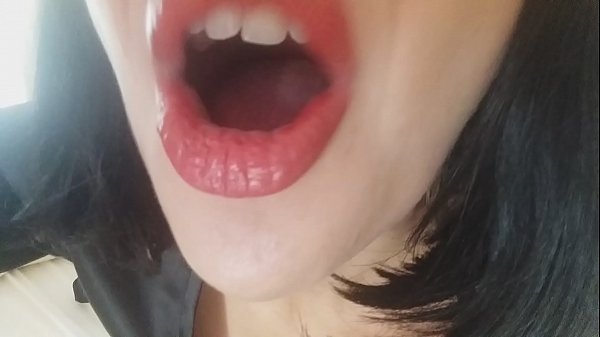 Mahal, hindi ka pinapasok ng madrasta mo sa school ngayon... I need you too much...